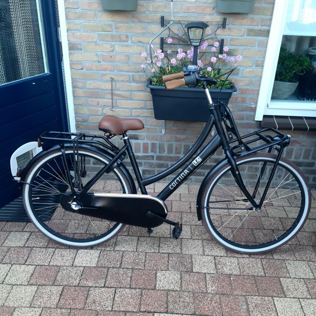 Cortina u4 meisjesfiets 26 inch, Ophalen, Zo goed als nieuw, 26 inch of meer