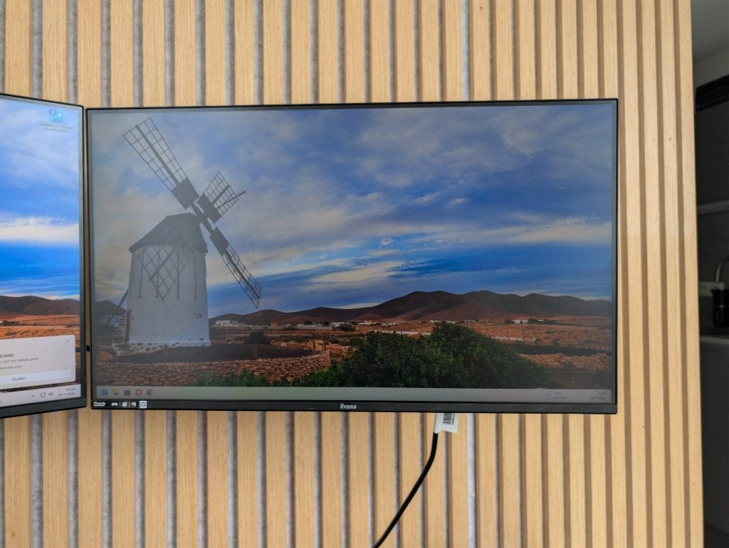 2x iiyama ProLite 24 inch Full HD IPS Monitor, IPS, Full HD, Zo goed als nieuw, 61 t/m 100 Hz