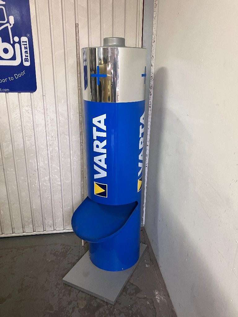 varta batterij staander decoratie of winkel, Verzamelen, Ophalen, Zo goed als nieuw, Reclamebord