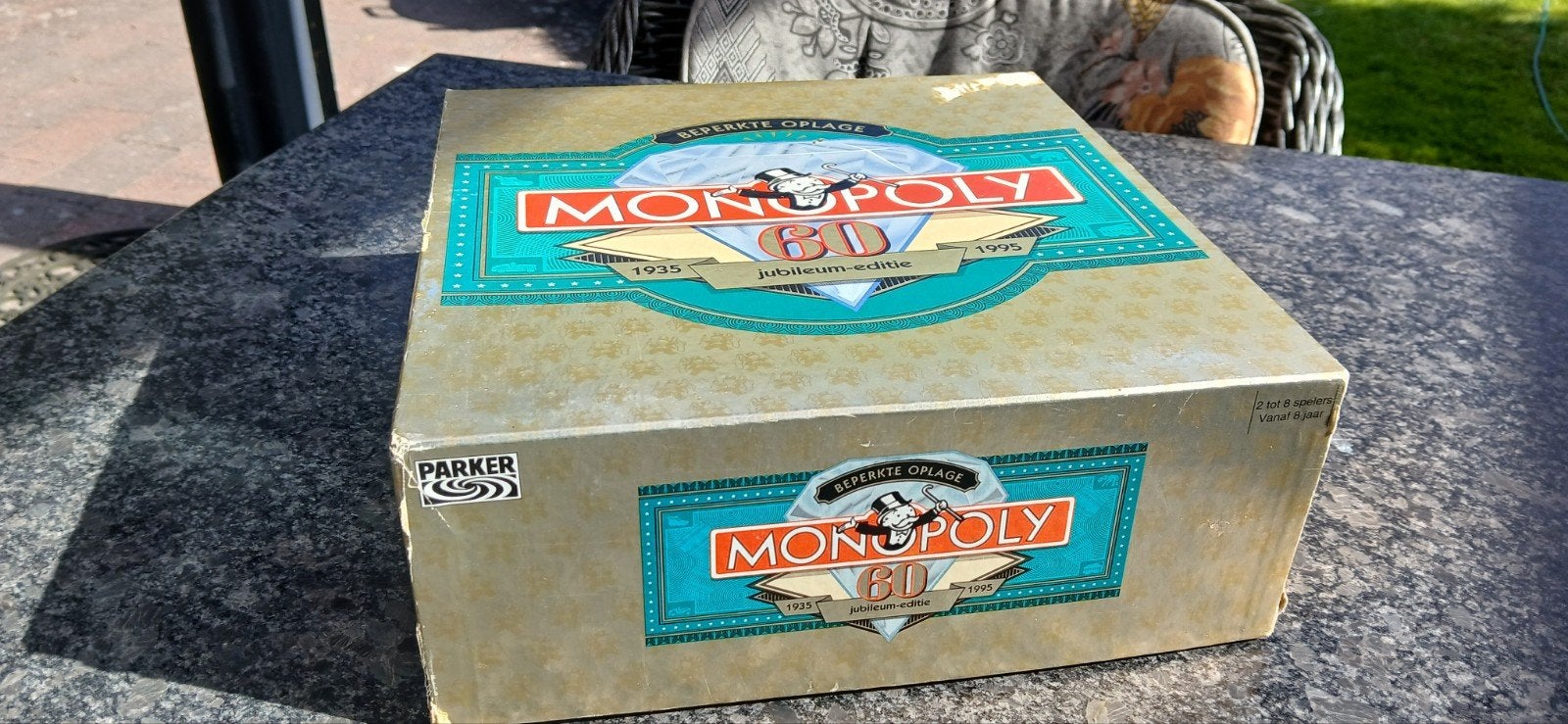 Monopoly 60 Jaar Jubileum Editie - Zo goed als nieuw, Vijf spelers of meer, Ophalen of Verzenden, Zo goed als nieuw, Parker