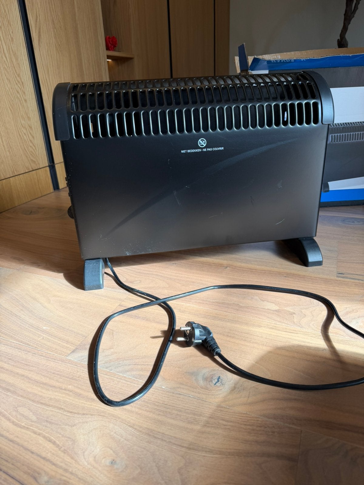 Elektrische convectorkachel met ventilator – z.g.a.n., Ophalen, 30 tot 80 cm, Kachel, Minder dan 60 cm