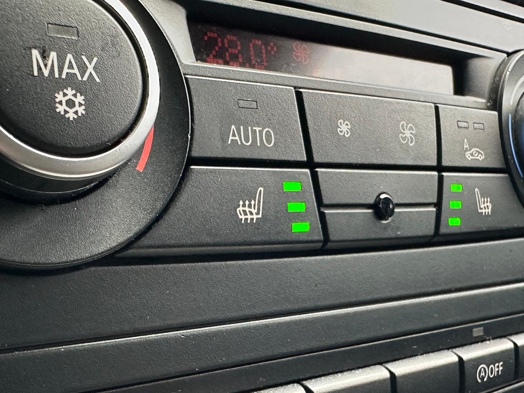 BMW 1 Serie 118i LCI 5-Deurs CarPlay Cruise Control YOUNGTIM, Auto's, BMW, 1-Serie, 1290 kg, Zwart, Origineel Nederlands