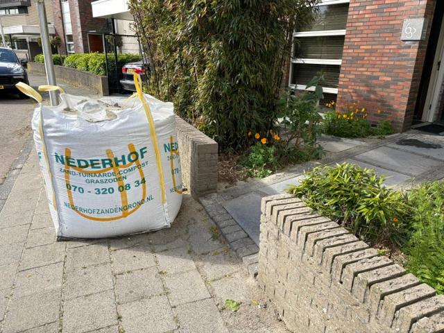1 kuub ophoogzand, Tuin en Terras, Overige Tuin en Terras, Nieuw, Ophalen