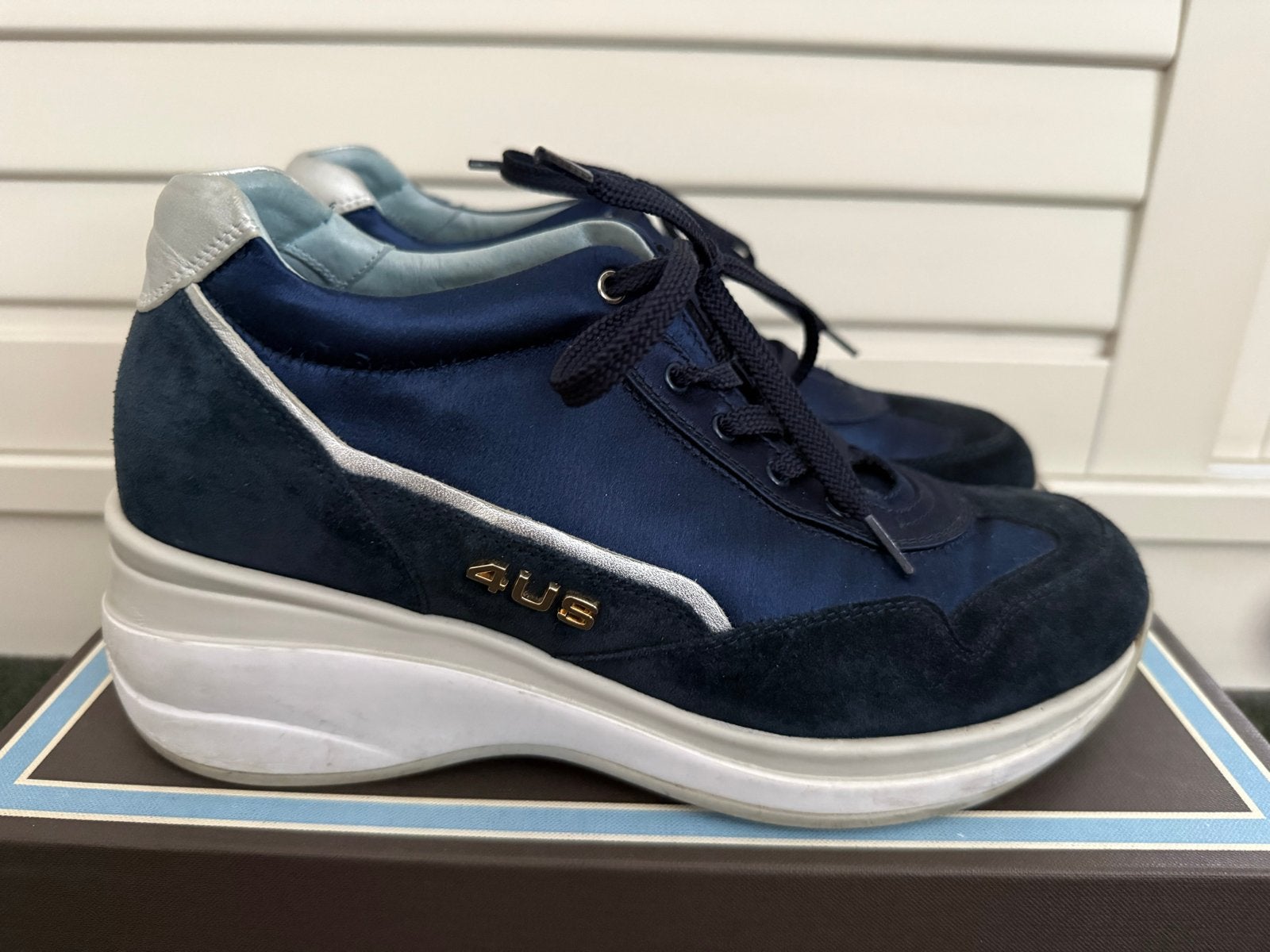4US Dames Sneakers Donkerblauw Maat 38, Kleding | Dames, Schoenen, Zo goed als nieuw, Sneakers of Gympen, Blauw, Ophalen of Verzenden