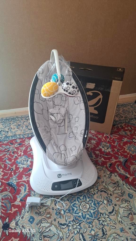 4moms mamaRoo 4.0 Wipstoel - Zo goed als nieuw, Ophalen of Verzenden