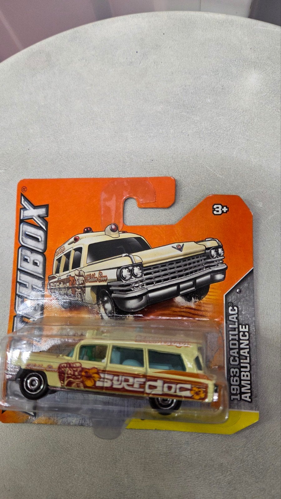 Matchbox 1963 Cadillac Ambulance 'Surf Doc'  Nieuw in verpak, Ophalen of Verzenden, Nieuw, Auto