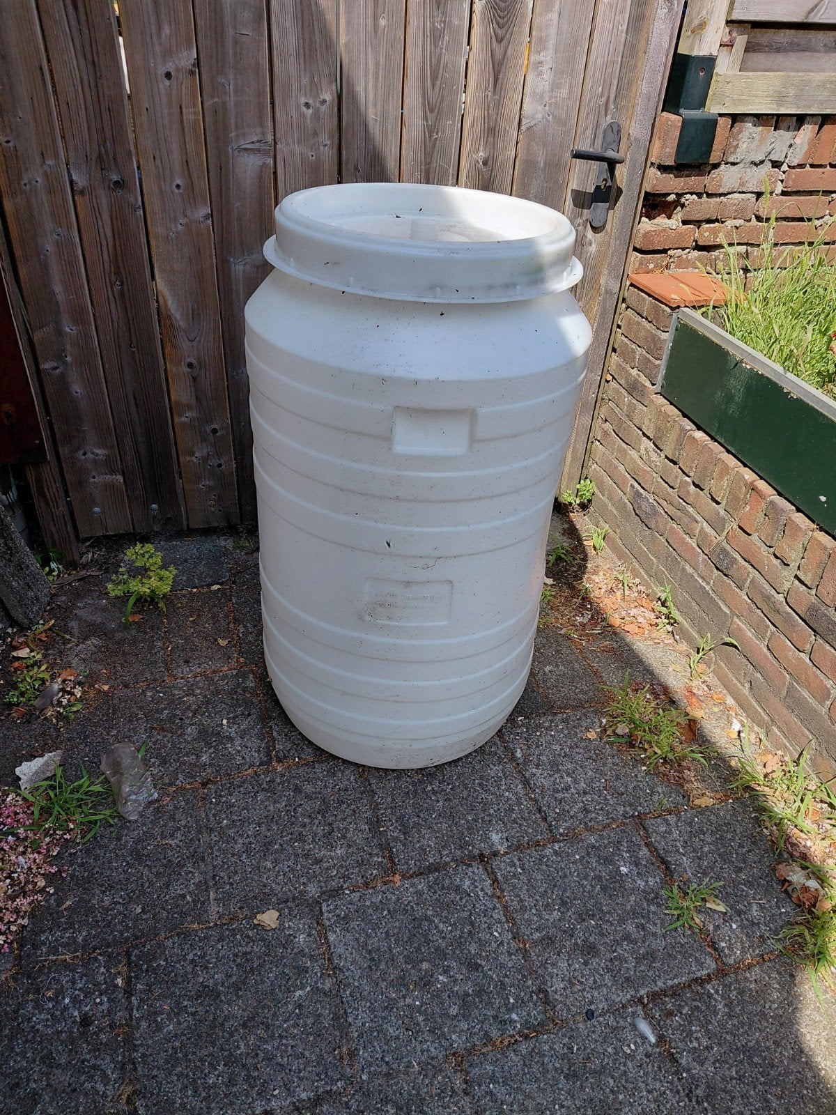 Grote ton. Nog nieuw. Is niet gebruikt., 150 liter of meer, Ophalen, Nieuw