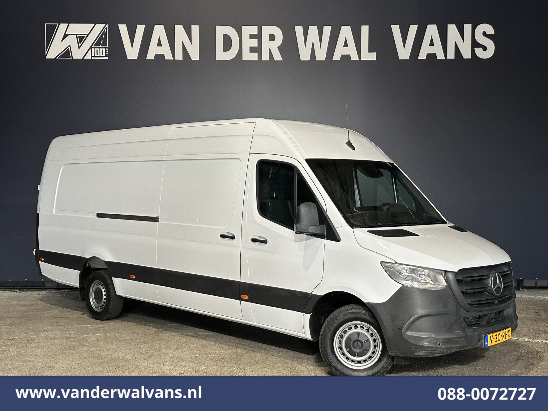 Mercedes-Benz Sprinter 317 CDI 170pk L4H2 Euro6 Airco | 360, Dealer onderhouden, Gebruikt, 4 cilinders, 2000 kg