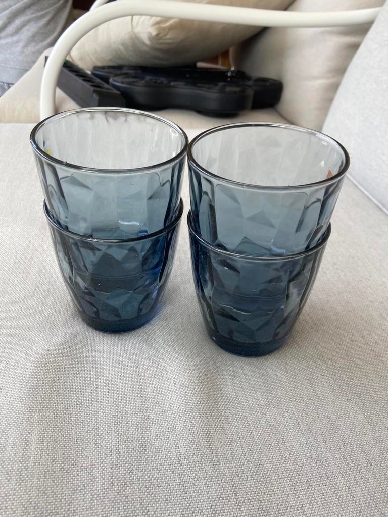 Grote frisdrank glazen met blauw 7 st, Verzamelen, Glas en Borrelglaasjes, Ophalen of Verzenden, Zo goed als nieuw
