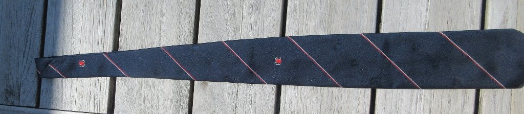 Stropdas 13 van bloedbank rode kruis, Verzamelen, Ophalen of Verzenden, Zo goed als nieuw, Gebruiksvoorwerp