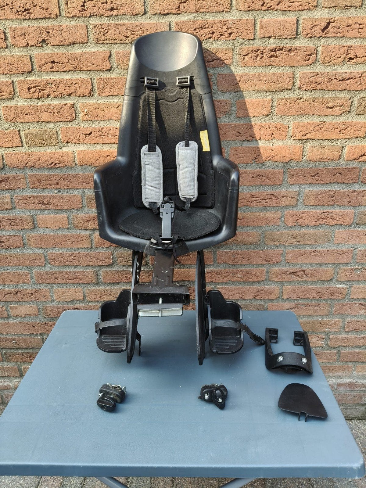 Fietsstoeltje voor achterop van Bobike, Ophalen, Gebruikt