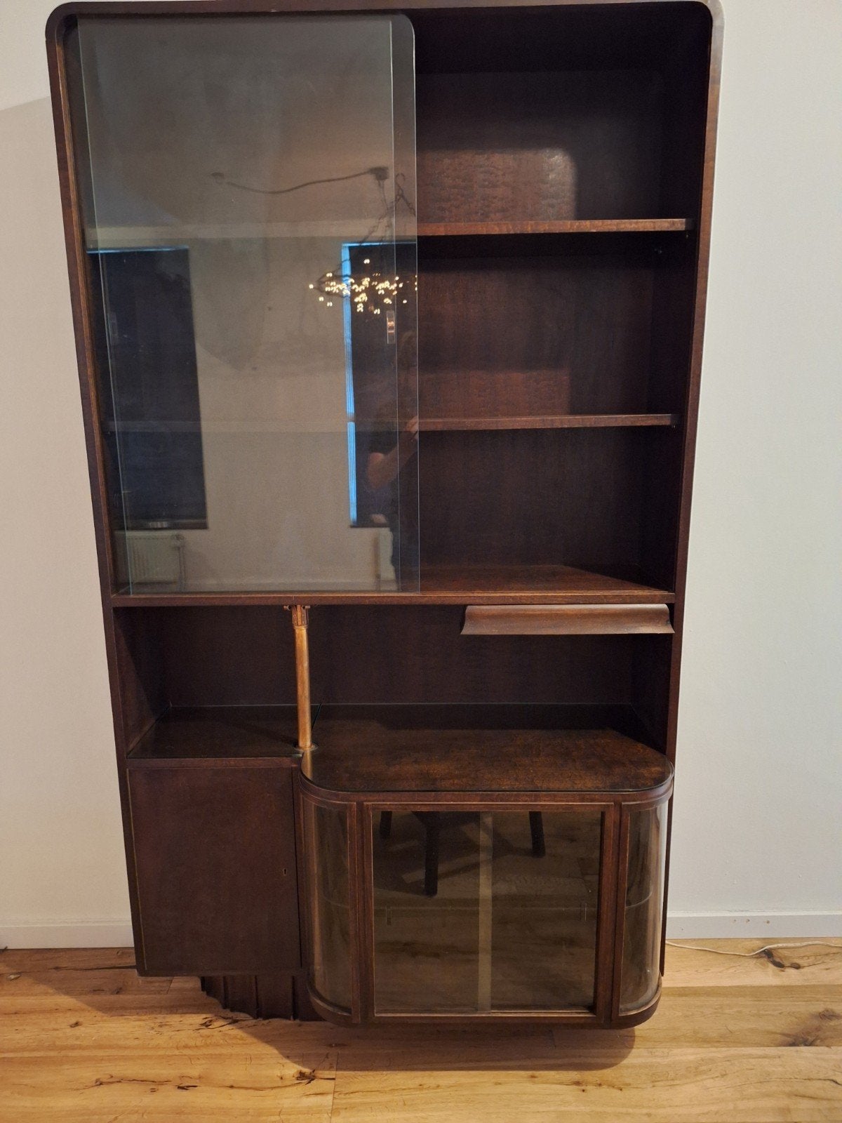 Antieke Vitrinekast met Gebogen Glas en Schuifdeuren, Ophalen of Verzenden