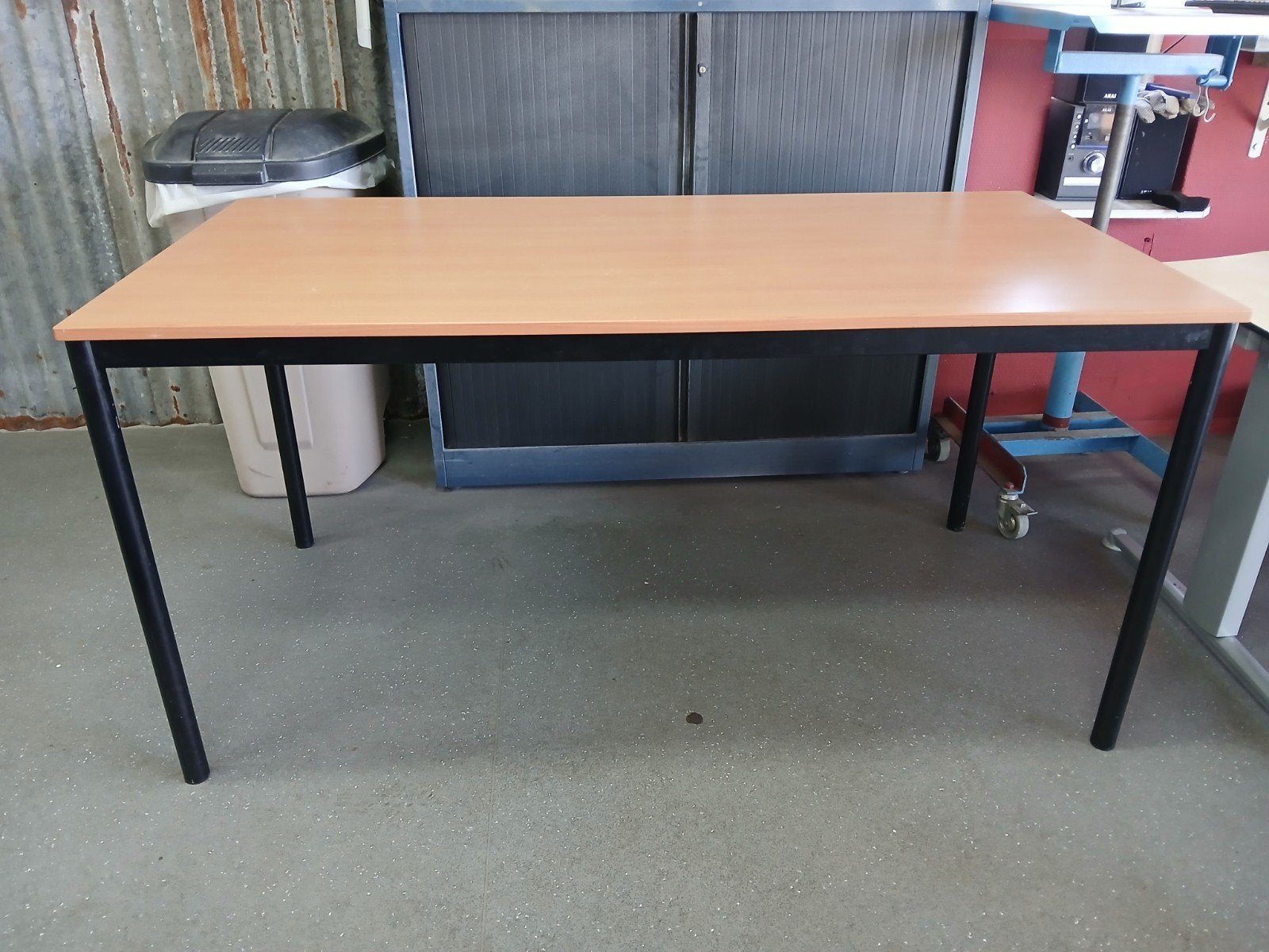 Kantoortafel bureau werktafel, Ophalen, Info@tommysmit.nl, Gebruikt, 7008AR