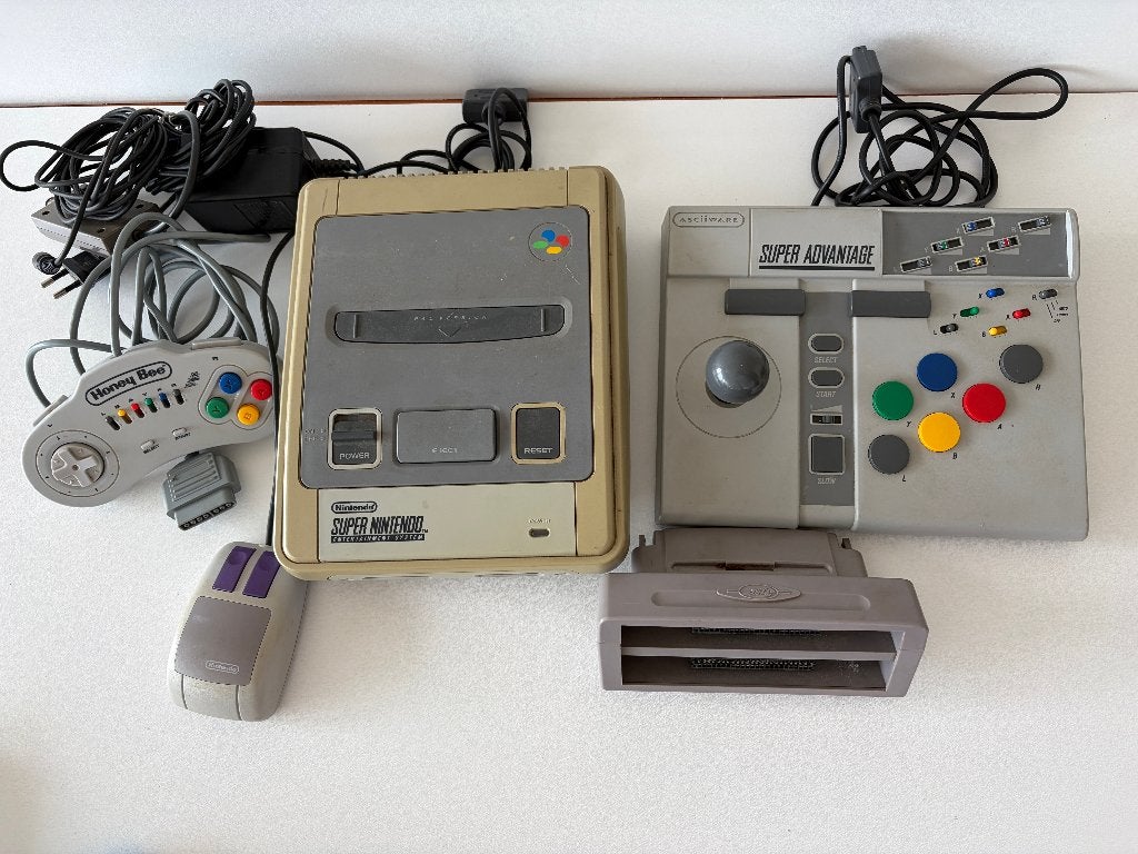 Super Nintendo SNES PAL bundel + Super Advantage & muis, Ophalen of Verzenden, Gebruikt, Zonder controller