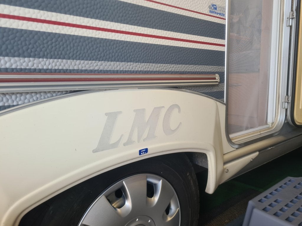LMC LUXUS 470 RD / 2001 / VOORTENT / LUIFEL, Caravans en Kamperen, Bedrijf, Treinzit, Overige typen, Luifel