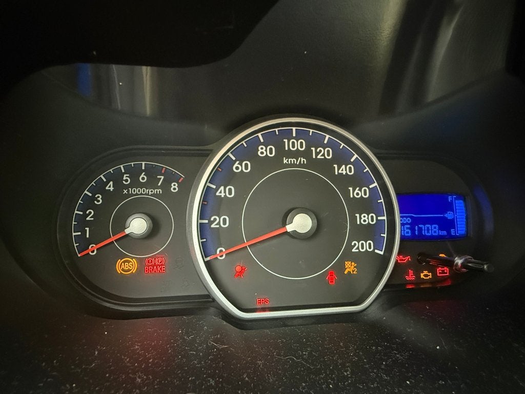 Foto 4 van Hyundai i10 1.25 I 5DR 2012 Blauw