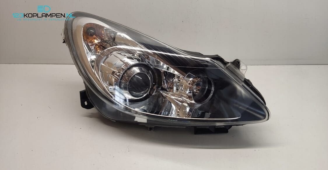 Opel Corsa D koplamp rechts, Gebruikt, -, -, Opel