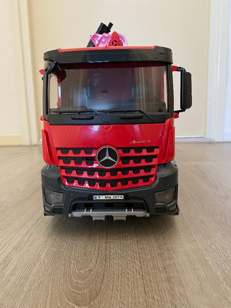 Bruder Mercedes-Benz Arocs Kiepwagen met Kraan, Kinderen en Baby's, Speelgoed | Speelgoedvoertuigen, Ophalen, Gebruikt