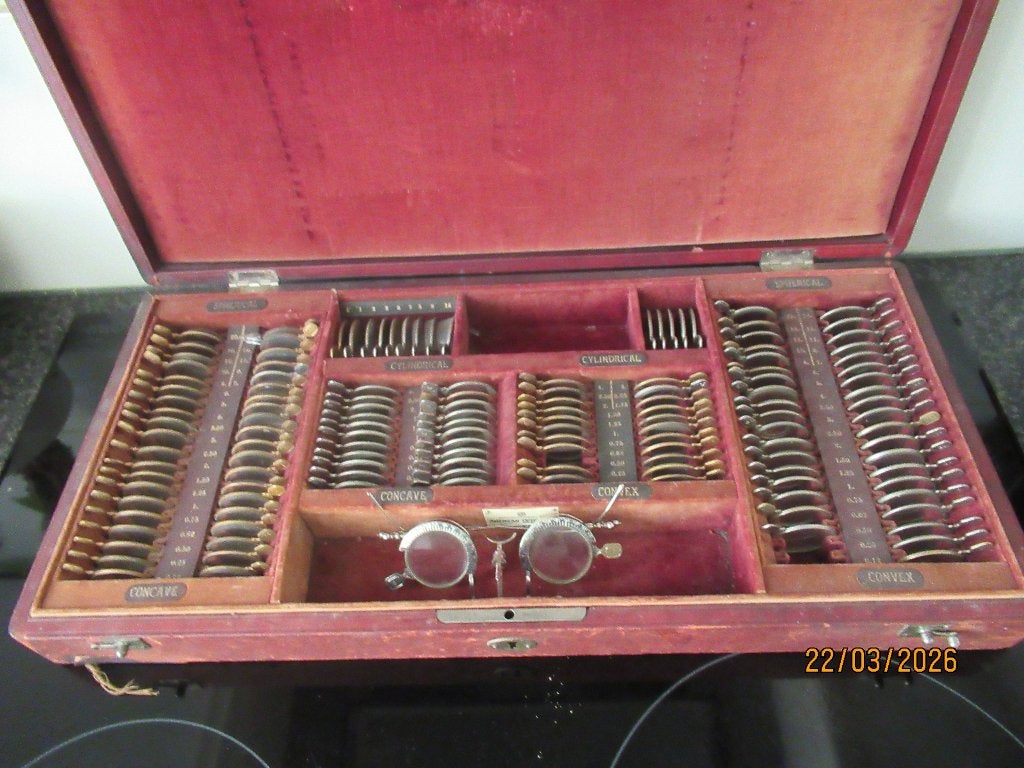 OPTOMETRIE /BRILLENSET IN DOOS-AMERICAN OPTICAL COMPANY 1930, Ophalen of Verzenden