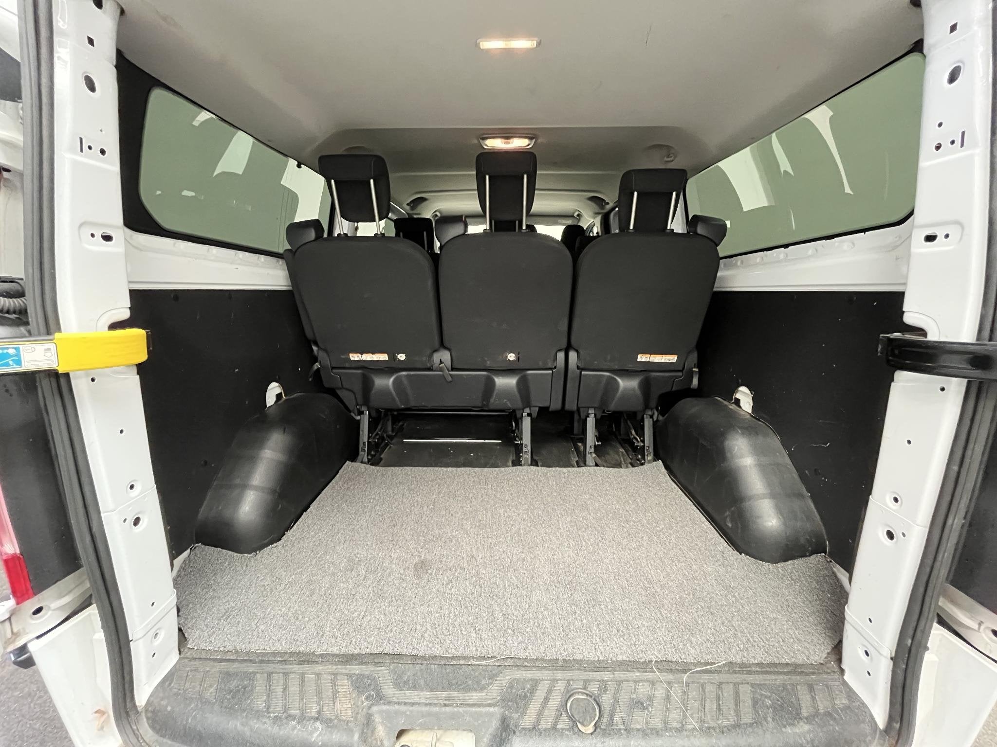 Ford Transit Custom 320 2.0 TDCI L2H1 Trend 9persoons PERSON, Auto's, Voorwielaandrijving, Stof, Euro 6, Wit