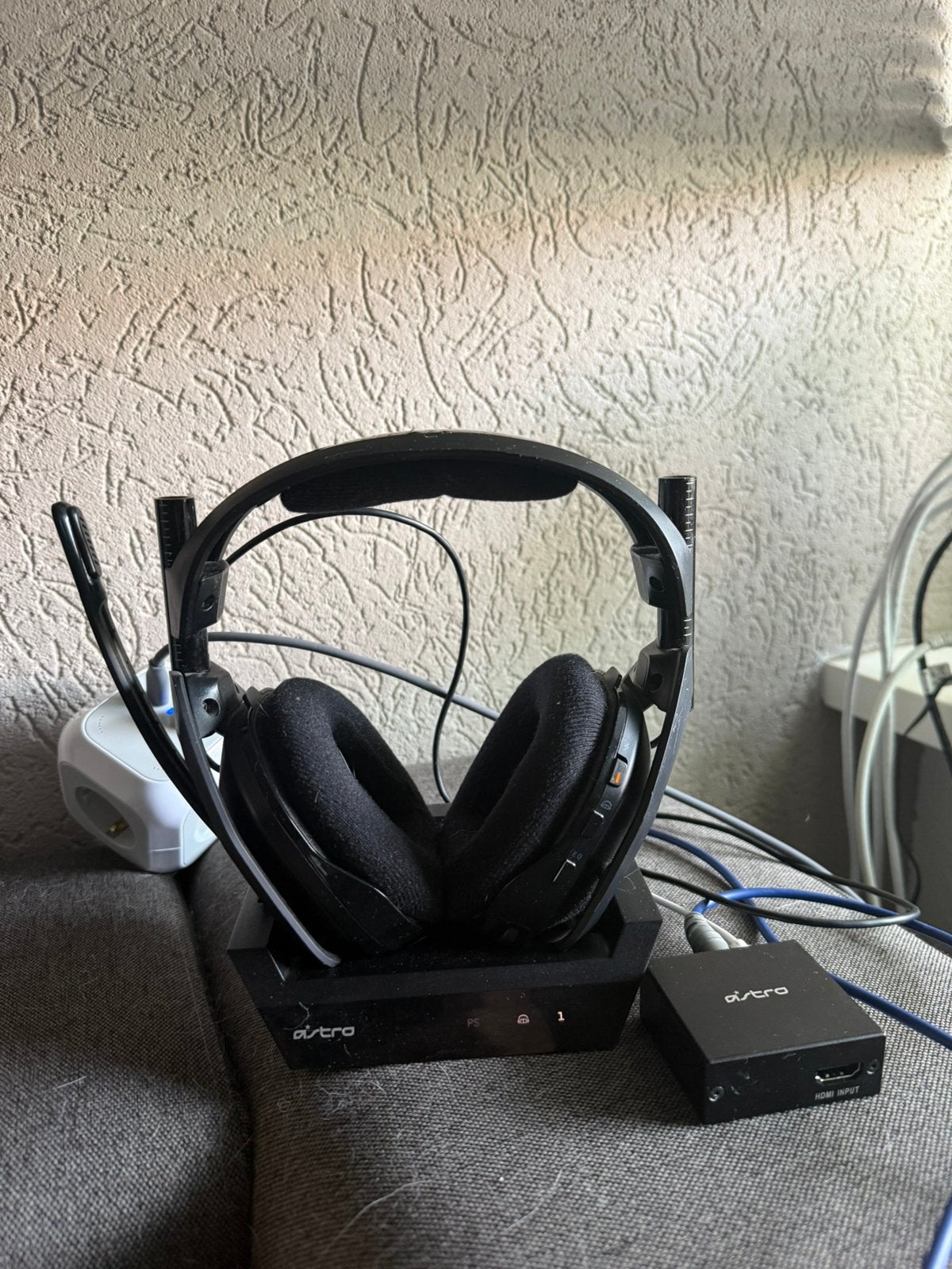 Astro A50 Wireless Headset + Base Station + PS5 HDMI Adapter, Computers en Software, Ophalen of Verzenden, Gaming headset, Zo goed als nieuw