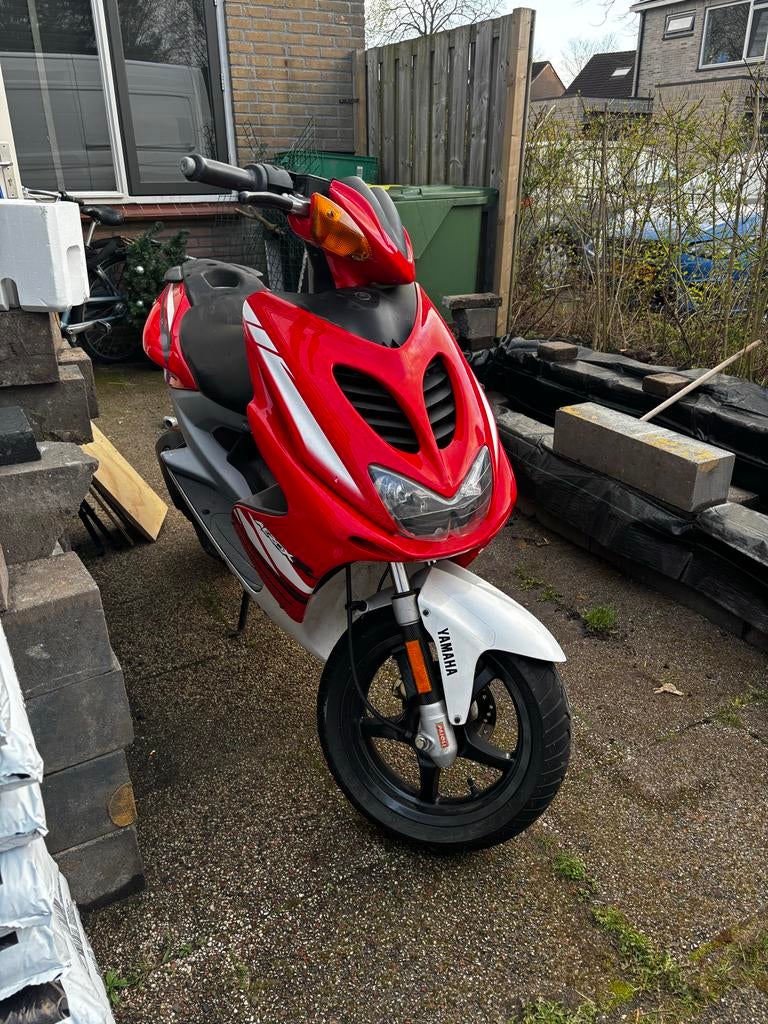 Yamaha Aerox Scooter - Rood/Wit, Ophalen, Tweetakt, Gebruikt, Aerox