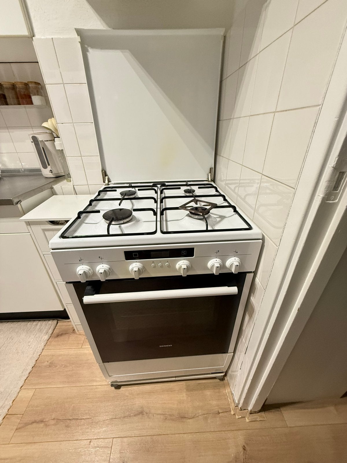 Siemens gasfornuis, Witgoed en Apparatuur, Fornuizen, Zo goed als nieuw, Vrijstaand, Gas, 4 kookzones, 85 tot 90 cm, Ophalen