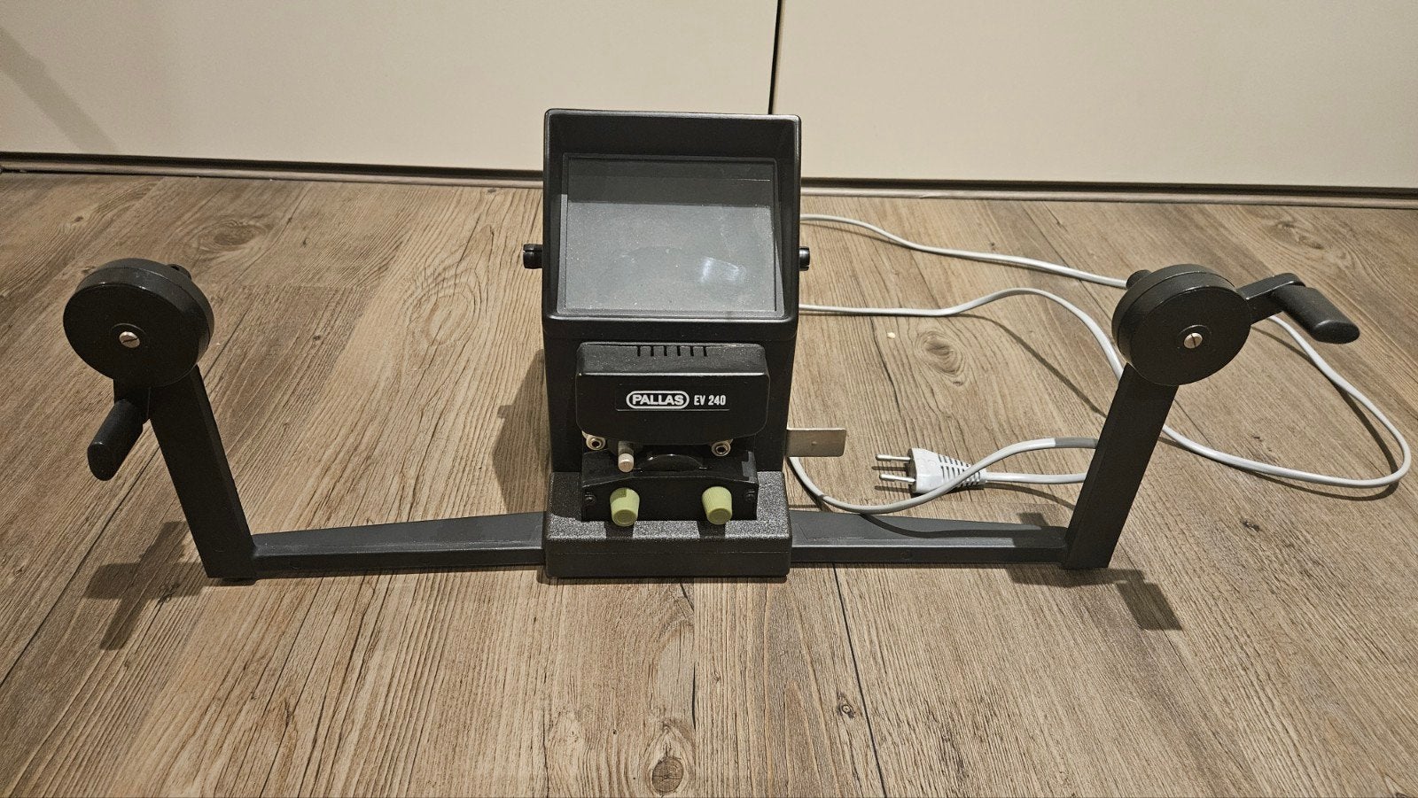 Pallas EV 240 Filmviewer voor 8mm en Super 8 films, Ophalen of Verzenden, Accessoire