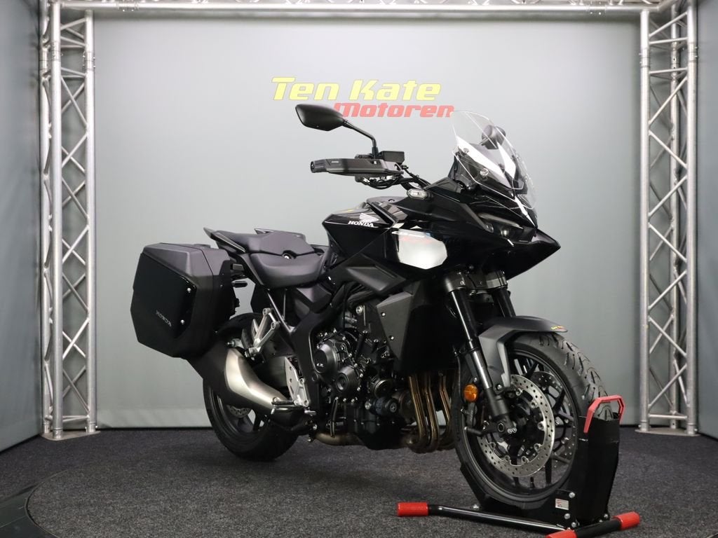 Honda CB 1000 GT, Bedrijf, Sport, Traction Control, Meer dan 35 kW