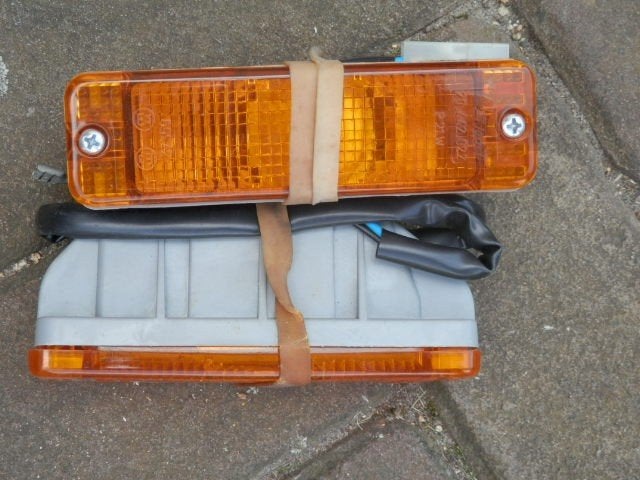 Knipperlichten o.a. VW Golf MK1 + Caddy MK1 voorzijde, Hella, Ophalen of Verzenden