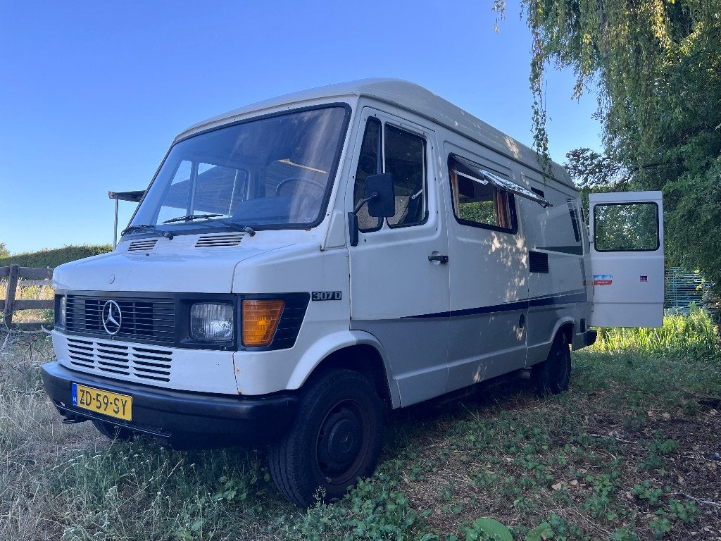 Mercedes 307d Oldtimer Camper belastingvrij 1978, Caravans en Kamperen, Campers, Particulier, tot en met 2, Buscamper of Camperbus