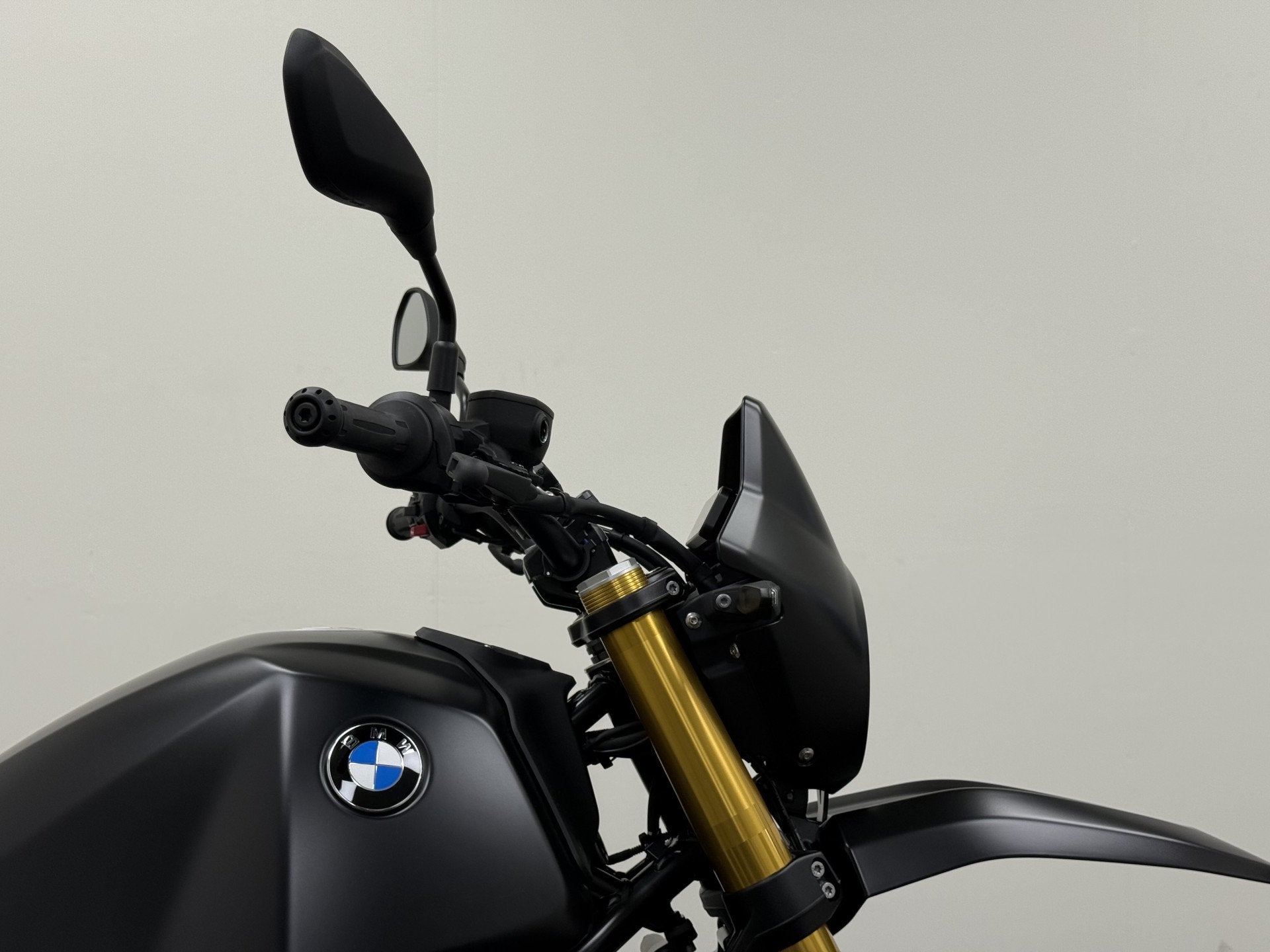 BMW R 12 G/S Nachtschwarz uni matt comfort pakket, BTW !, Motoren, Motoren | BMW, BIQER, Vaalserbergweg 297
5628CG  EINDHOVEN, NL