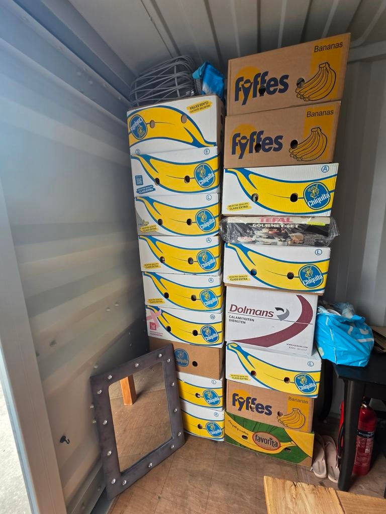 Leuke partij van ruim 17 bananendozen voor de Rommelmarkt!, Ophalen, Gebruikt