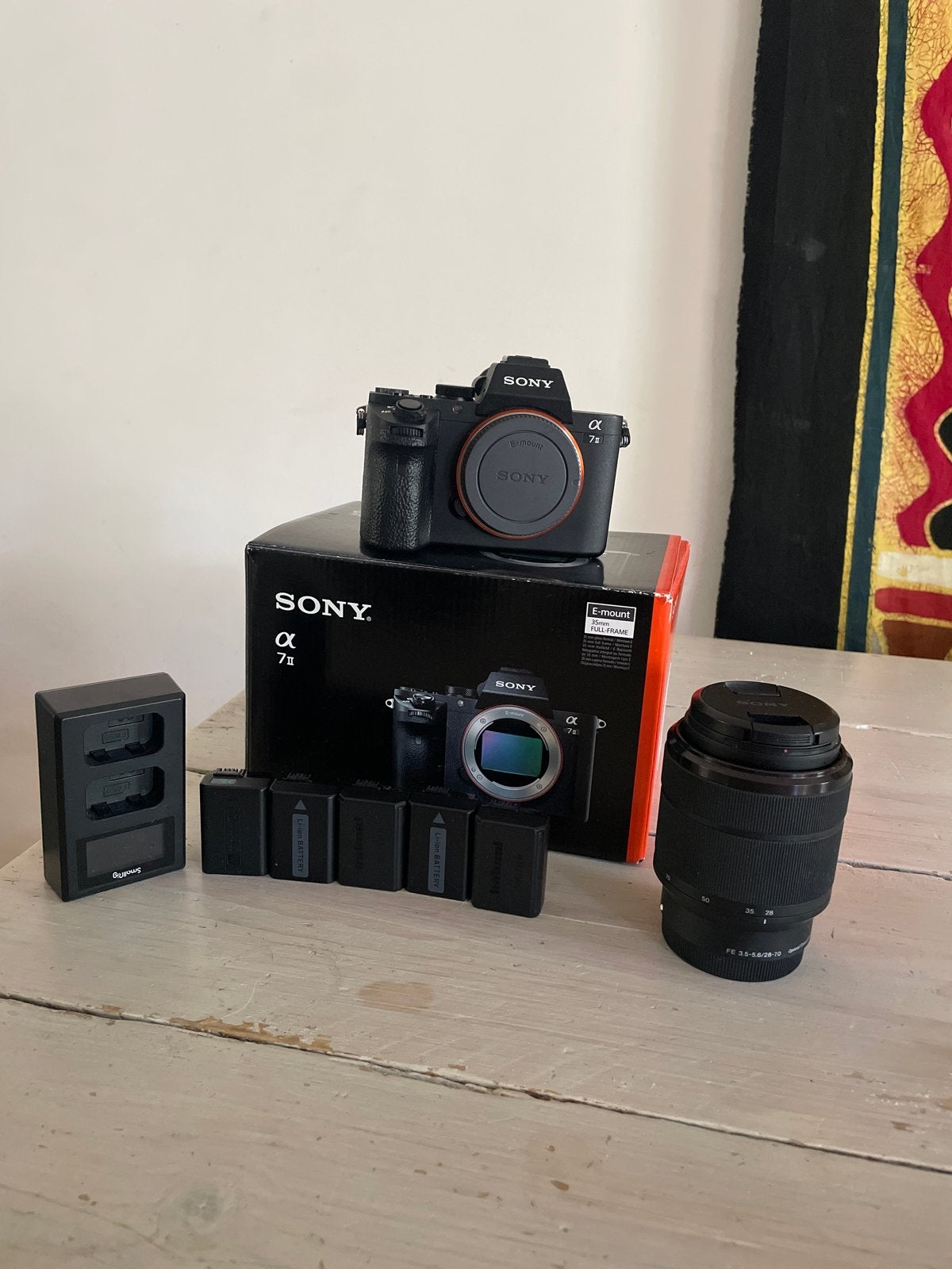 Sony A7II Full Frame Camera + FE 28-70mm Lens + 5 Accu's, Audio, Tv en Foto, Fotocamera's Digitaal, Gebruikt, Kantelbaar/draaibaar scherm