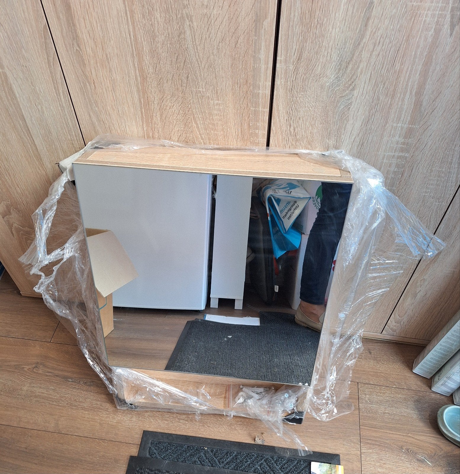 Nieuwe bad spiegel/kast., Huis en Inrichting, Ophalen, Minder dan 50 cm, Nieuw, 150 tot 200 cm