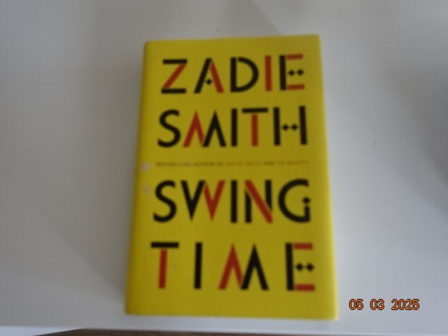 Swingtime....Zadie Smith, Ophalen of Verzenden, Zo goed als nieuw, Fictie