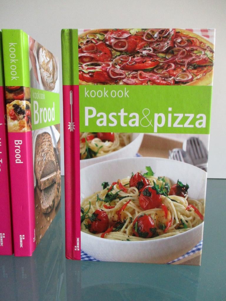Kook Ook kookboek Pasta Pizza | Gratis verzenden, Boeken, Verzenden, Zo goed als nieuw, Italië