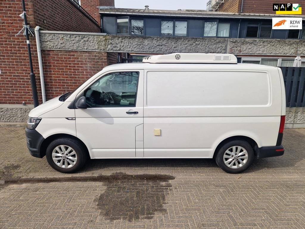 Volkswagen Transporter Koelwagen tot 0 graden Met Nachtkoeli, Voorwielaandrijving, Euro 5, Gebruikt, 4 cilinders