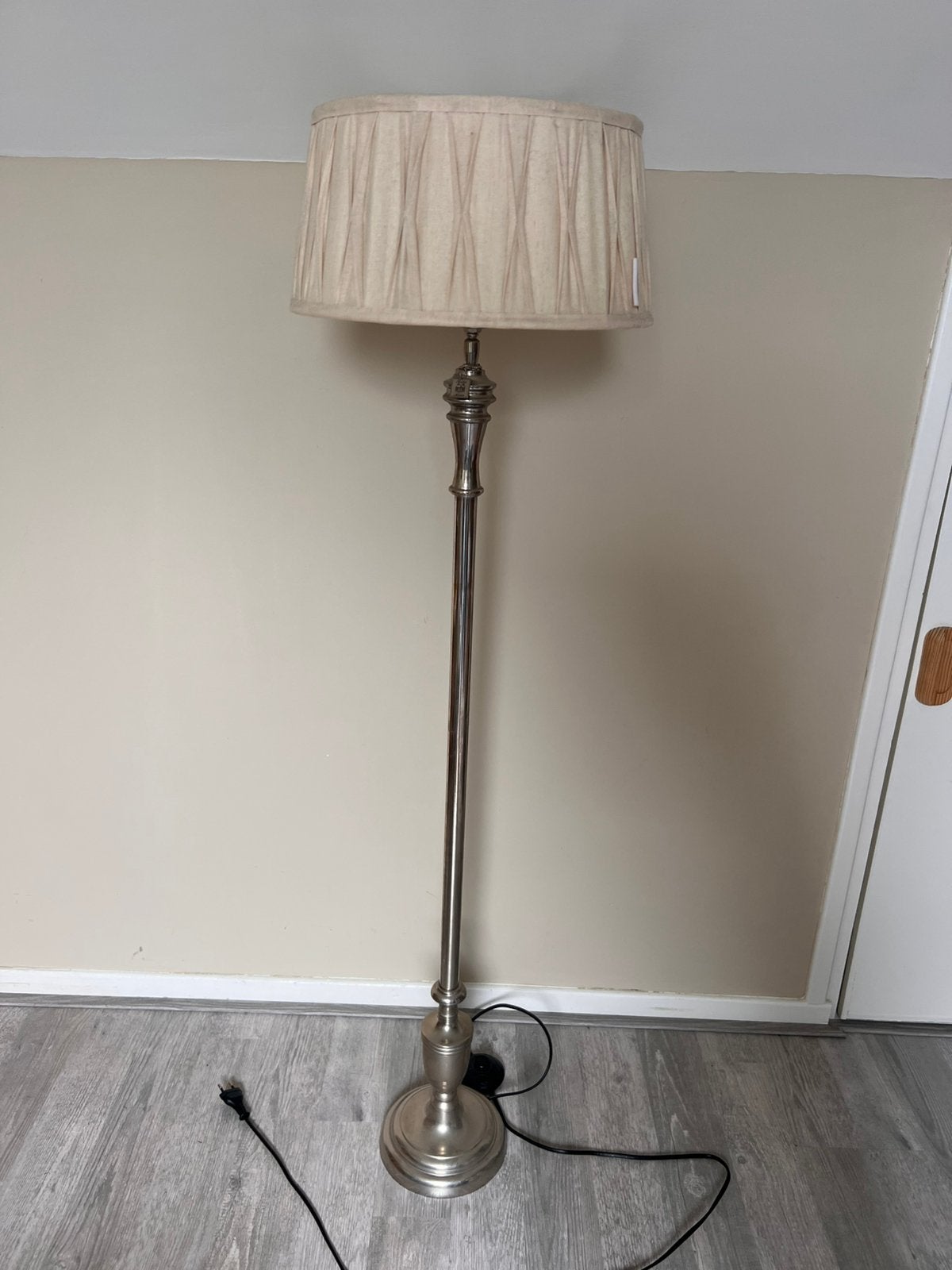 Rivièra Maison vloerlamp, Ophalen, Gebruikt