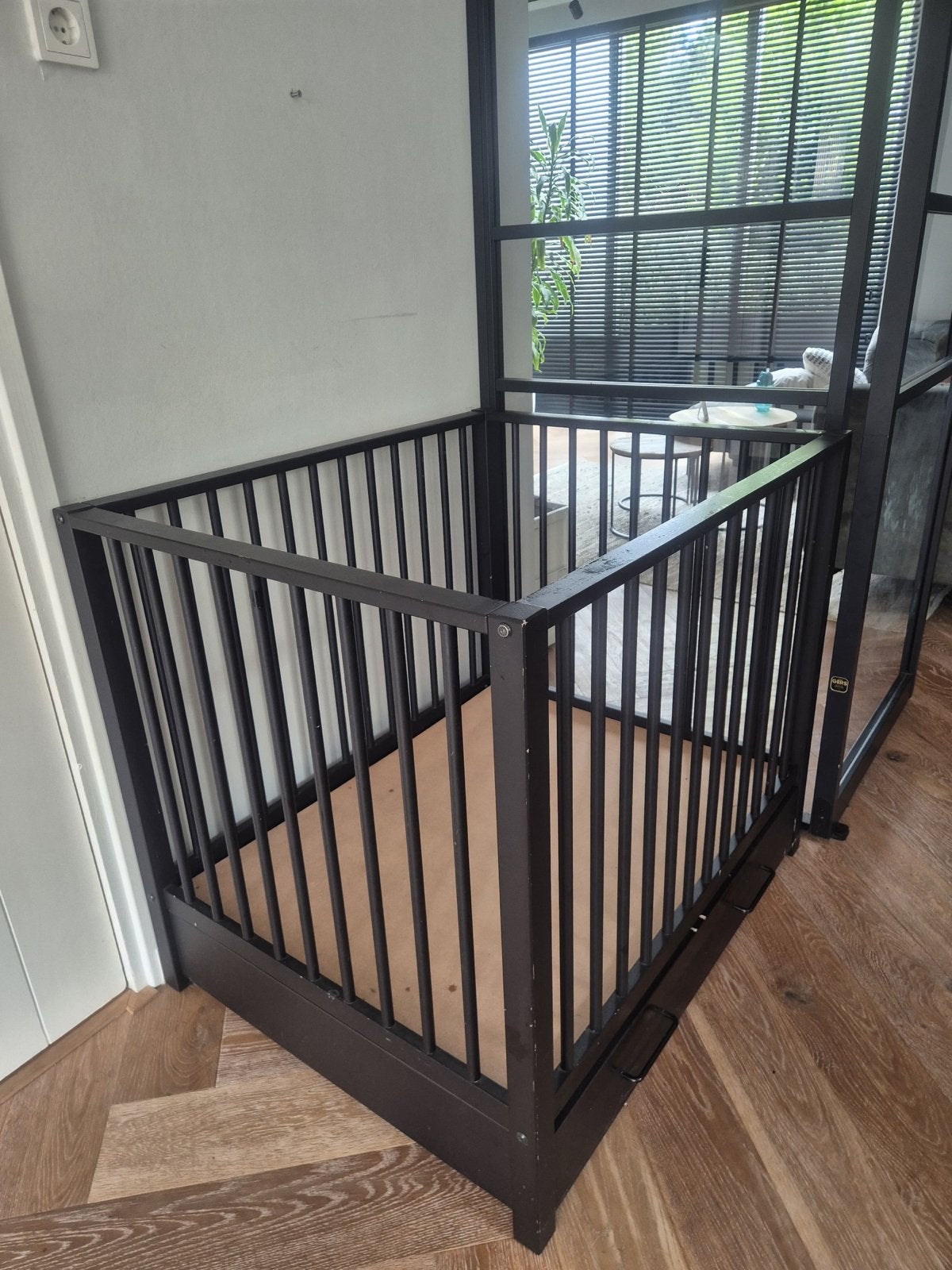 Kinderbox zwart 85x78x98 cm, Ophalen, Gebruikt, Rechthoekig, Lade