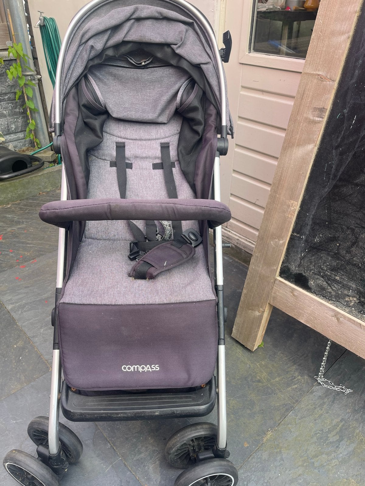 Compacte en handige Compass kinderwagen, Kinderen en Baby's, Kinderwagens en Combinaties, Ophalen, Gebruikt, Kinderwagen, Overige merken