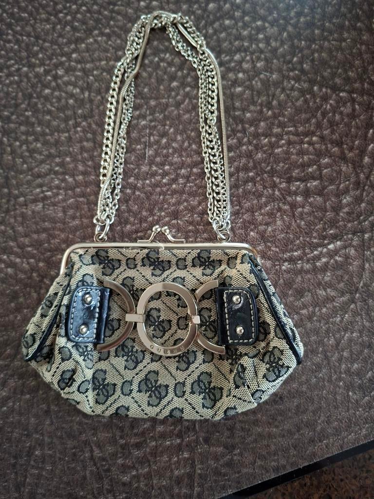 Guess Avondtasje met ketting en luipaardprint voering, Ophalen of Verzenden, Zo goed als nieuw, Beige, Avondtasje