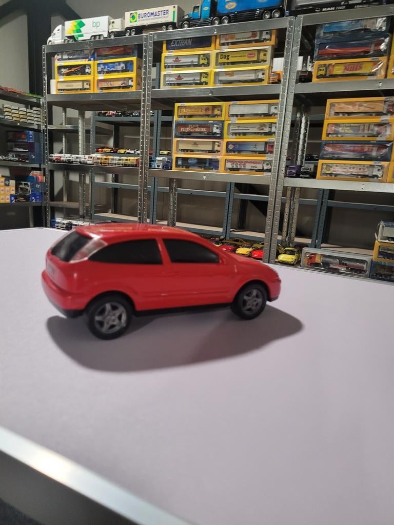 Ford focus hactback, Hobby en Vrije tijd, Modelauto's | 1:18, Overige merken, O, O, Auto