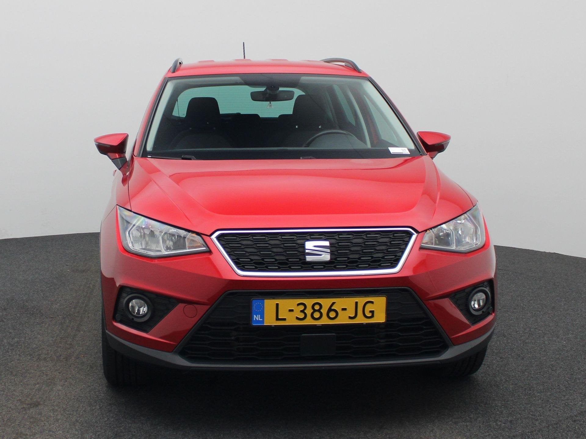 SEAT Arona 1.0 TSI Style Business Intense | NAVIGATIE | PARK, Auto's, 12 maanden, Stof, Gebruikt, 49 €/maand