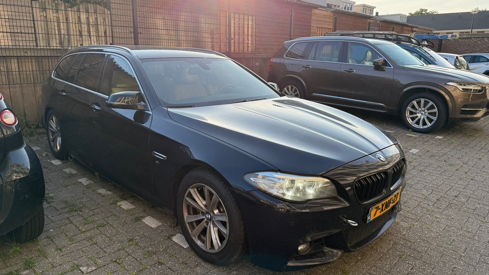 BMW 5-Serie 2.0 520D Touring AUT 2014 Zwart Motorschade, Auto's, BMW, Automaat, Achterwielaandrijving, 1995 cc, 2000 kg