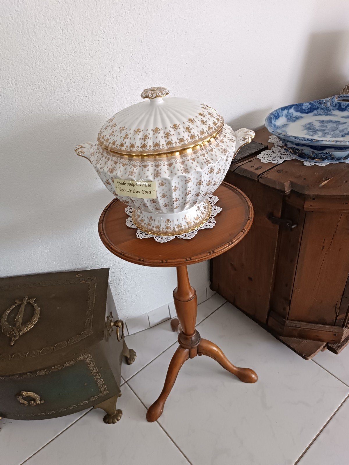 Copeland SPODE Fleur de LYS GOLD soepterrine, Antiek en Kunst, Ophalen