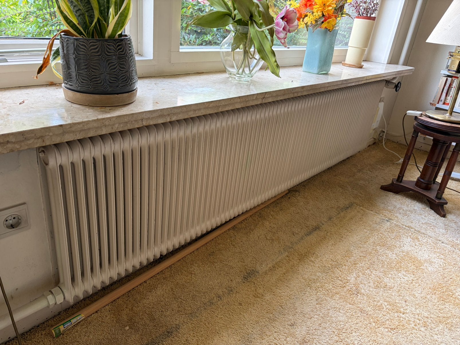 Grote vintage radiator, wit, gebruikt, Doe-het-zelf en Verbouw, Verwarming en Radiatoren, Ophalen, 30 tot 80 cm, Gebruikt, Radiator