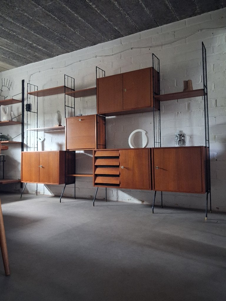 Jaren 60 retro vrijstaand teak wandmeubel, Huis en Inrichting, Kasten | Wandmeubels, Ophalen, 250 tot 300 cm, Gebruikt, Met deur(en)