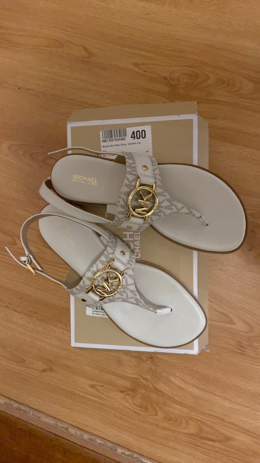 Michael Kors sandalen/slipper NIEUW, Slippers, Beige, Nieuw, Ophalen of Verzenden