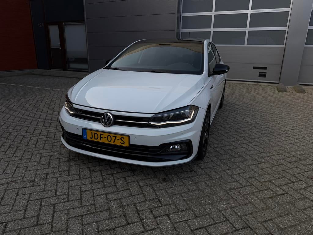 VW Polo 1.0 TSI 115PK DSG R-Line 2018 | ACC | LED | CarPlay, Stof, Euro 6, Wit, Lichtsensor